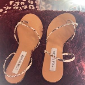 They’re new never been put on